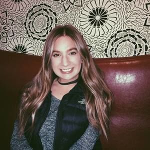 Meet your Posher, Julia